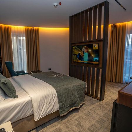 Hotel Consul Shkodër エクステリア 写真