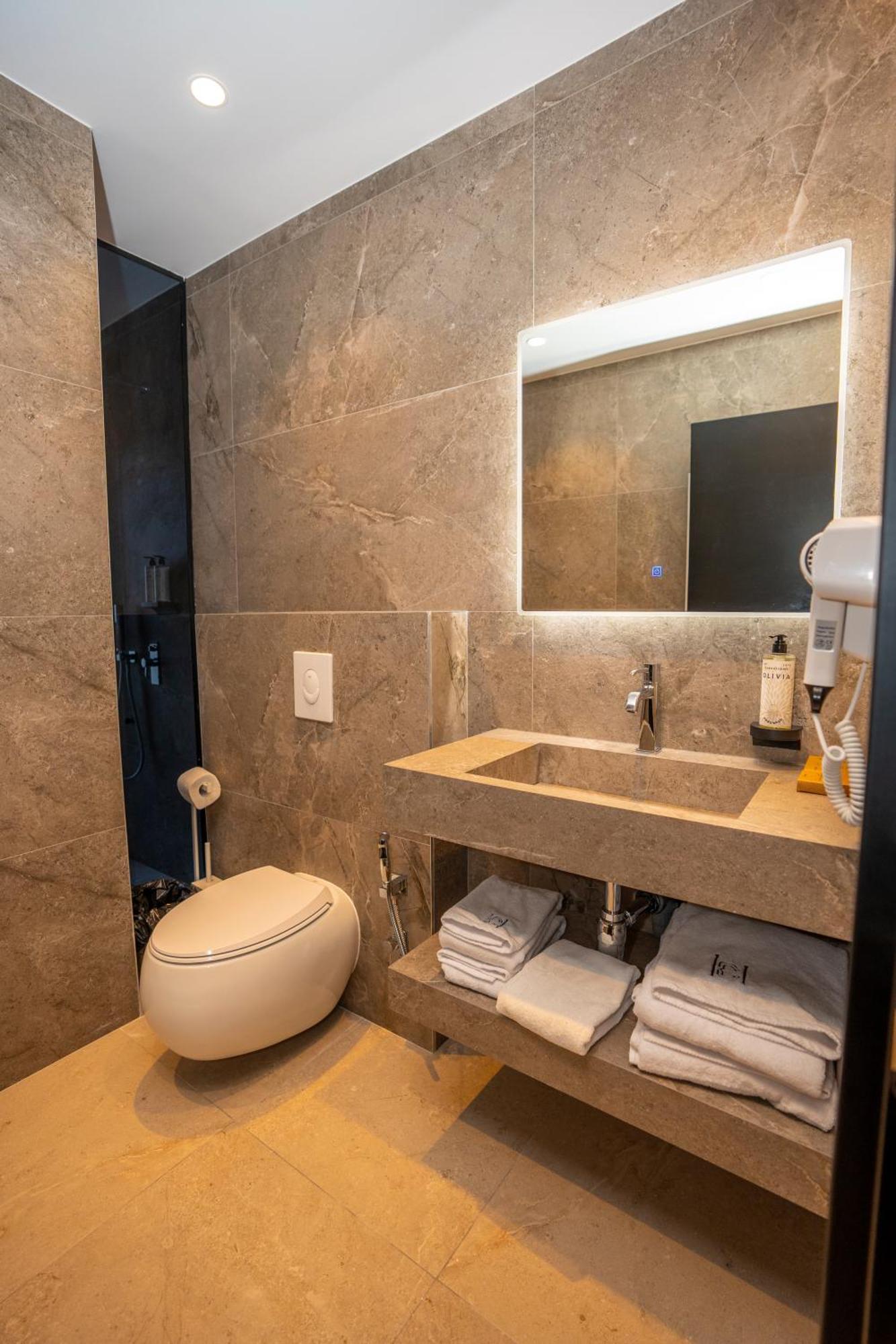Hotel Consul Shkodër エクステリア 写真