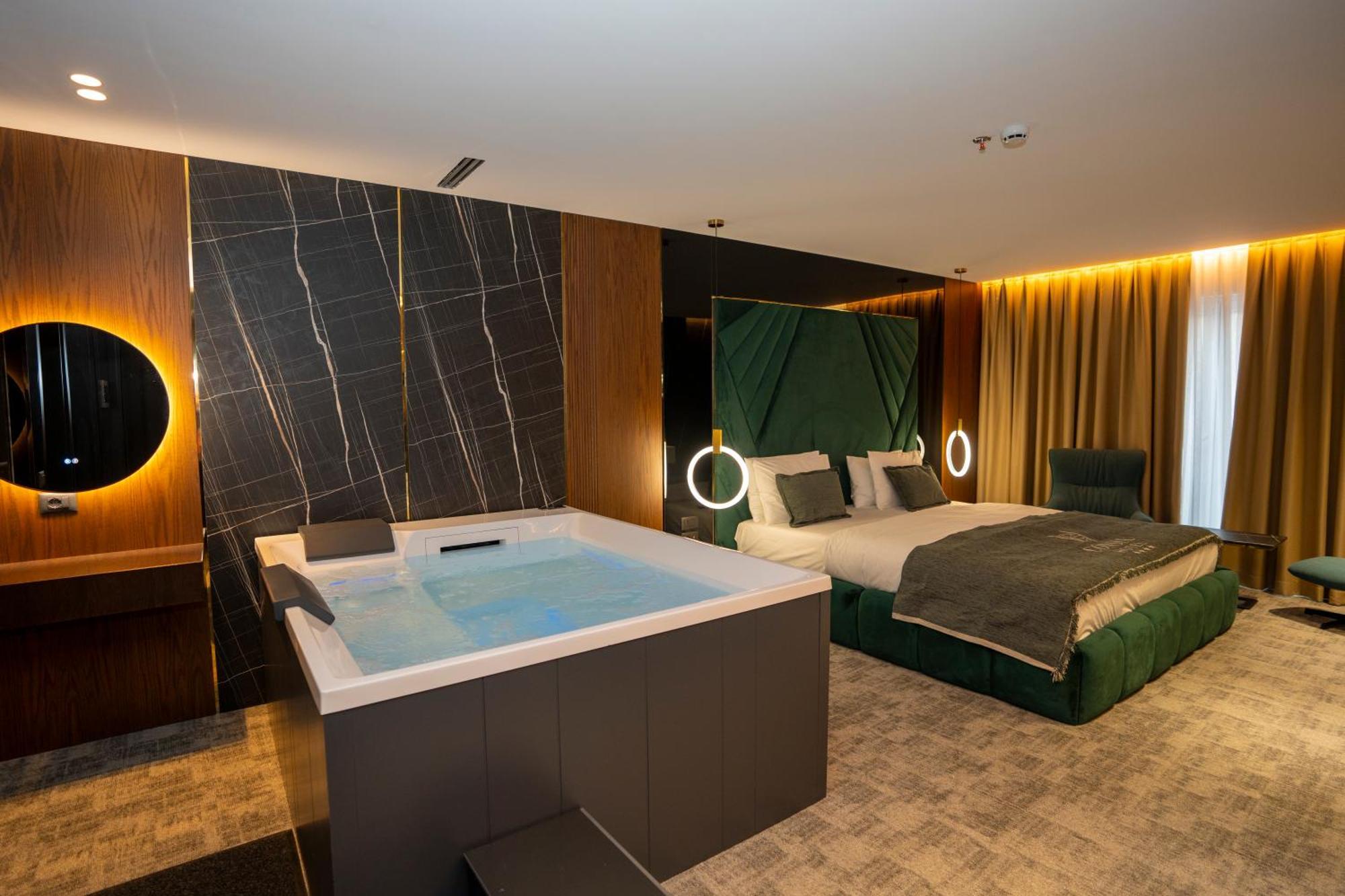 Hotel Consul Shkodër エクステリア 写真