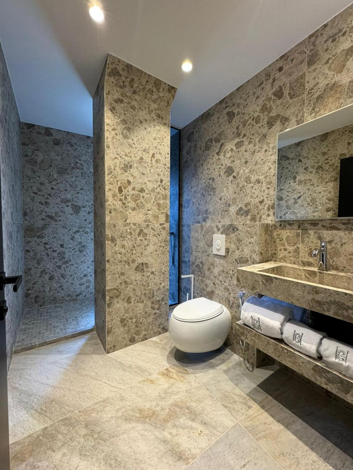 Hotel Consul Shkodër エクステリア 写真