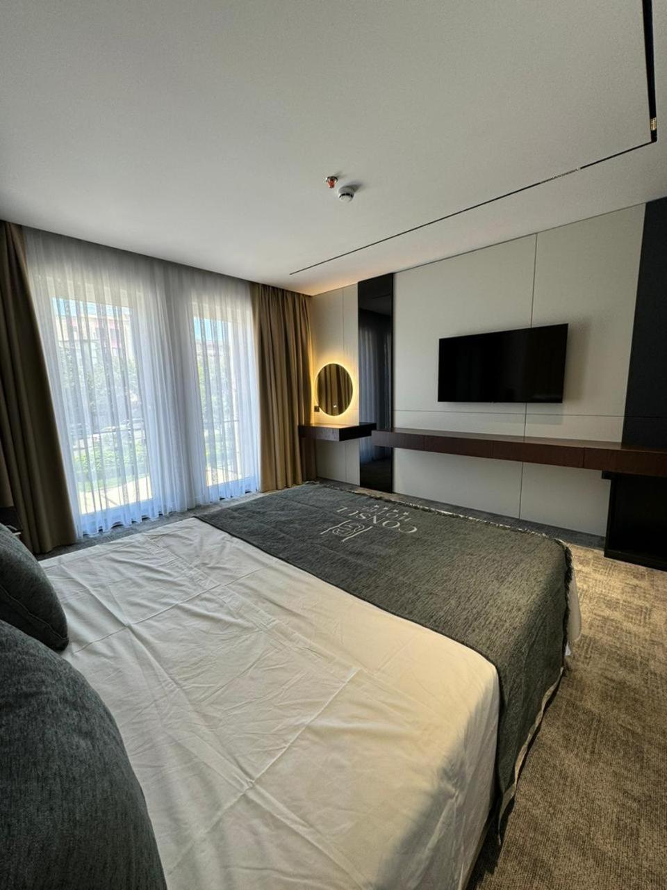 Hotel Consul Shkodër エクステリア 写真